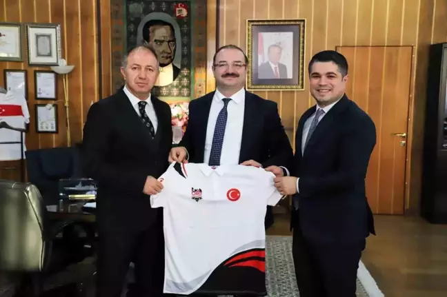 Gençlik ve Spor İl Müdürlüğü'nden Rektöre Ziyaret