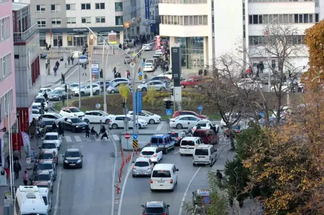 Samsun'da Trafiğe Kayıtlı Araç Sayısı 492 Bin 832'ye Yükseldi