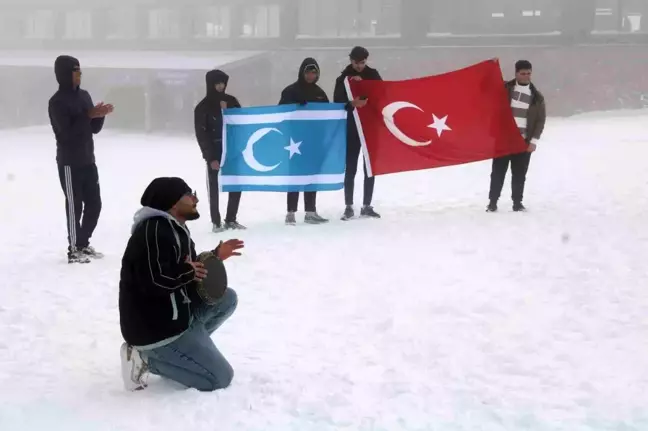 Iraklı Türkmenler Erciyes'te İlk Defa Karla Buluştu