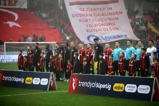 Trendyol Süper Lig: Gaziantep FK: 0 Antalyaspor: 0 (Maç devam ediyor)