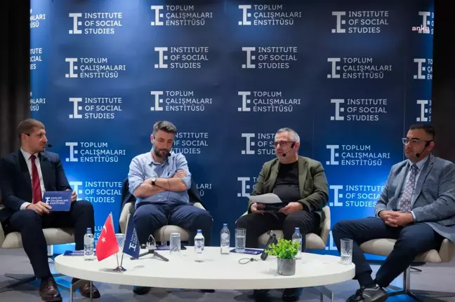 Panelde Suriye'nin Geleceği ve Türkiye’nin Rolü Tartışıldı