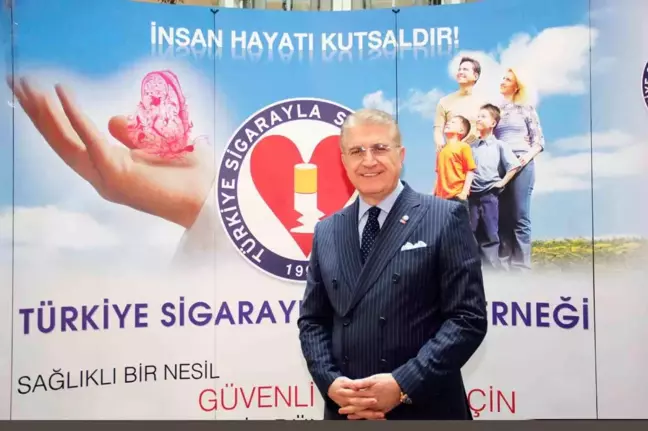 Açık Alanlarda Sigara Yasağı Türkiye'ye de Uygulanabilir