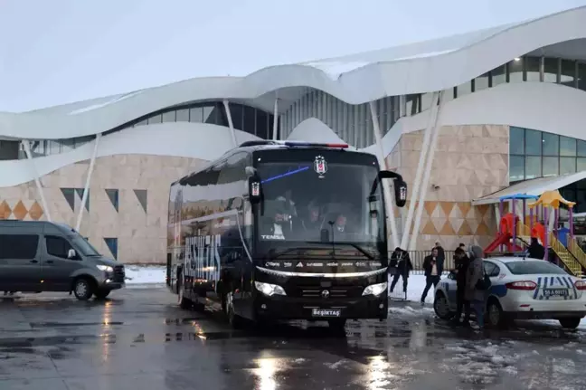 Beşiktaş, Ziraat Türkiye Kupası için Sivas'a Geldi