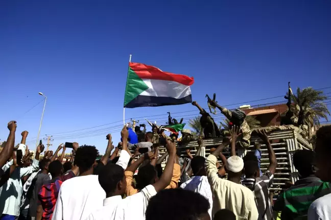 Sudan'da Ordu Güçleri Vad Medeni'yi Kontrol Altına Aldı