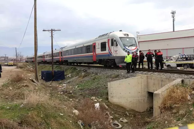 Denizli'de Tren Kazası: Bir Kişi Hayatını Kaybetti