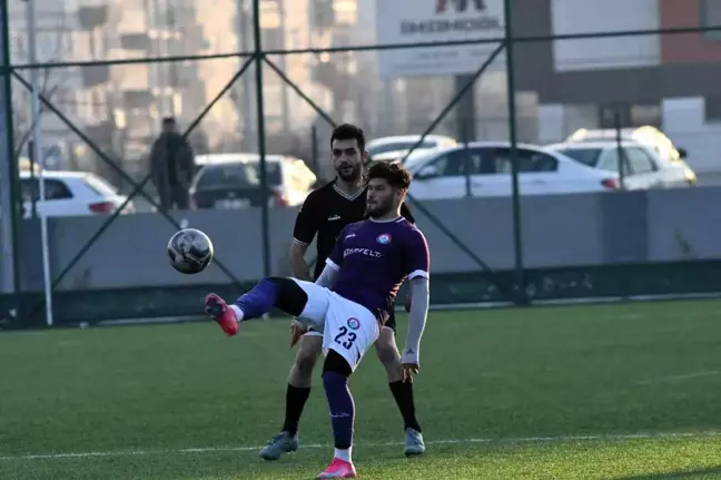 Erciyes Esen Makina FK, Kayseri Döğerspor'u 4-1 Mağlup Etti