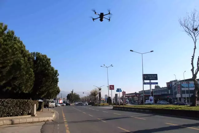 Aydın'da Drone Destekli Trafik Denetimlerinde 25 Sürücüye Ceza