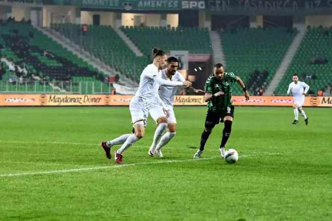 Sakaryaspor, Manisa FK'ya 2-1 Yenildi