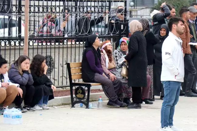 Denizli'de Servis Midibüsü Devrildi: 4 Ölü, 19 Yaralı