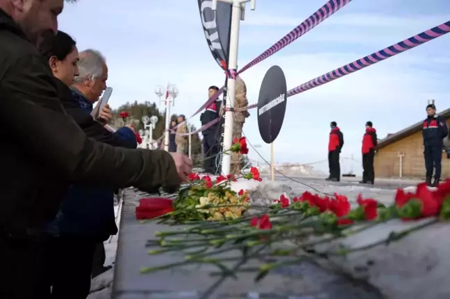 Kartalkaya'daki Yangında Hayatını Kaybedenler Anıldı