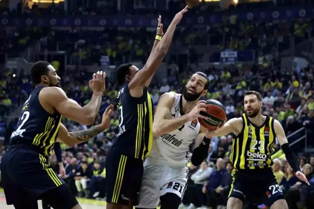 Euroleague 24. Haftada Fenerbahçe Galip, A. Efes Kaybetti