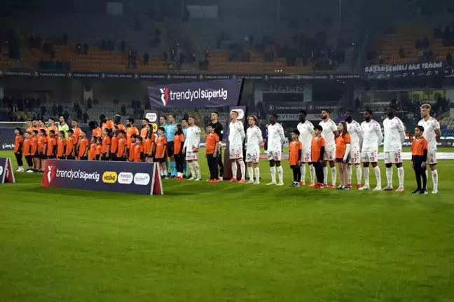 Trendyol Süper Lig: Başakşehir: 0 Samsunspor: 0 (Maç devam ediyor)