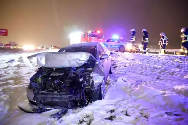 Aksaray'da Zincirleme Trafik Kazasında 1 Yaralı