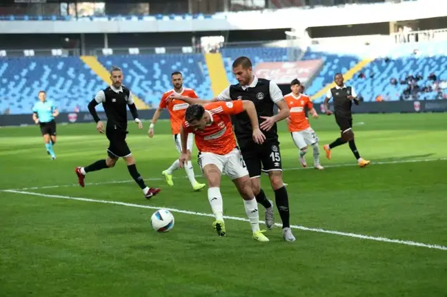 Adanaspor, Manisa FK'yı 2-1 Mağlup Etti