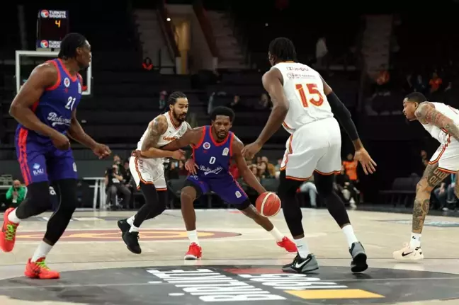 Galatasaray, Bahçeşehir Koleji'ni 87-84 Mağlup Etti