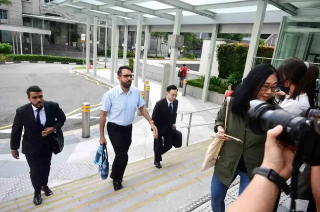 Singapur'da Muhalefet Lideri Yalan Söylemekten Suçlu Bulundu