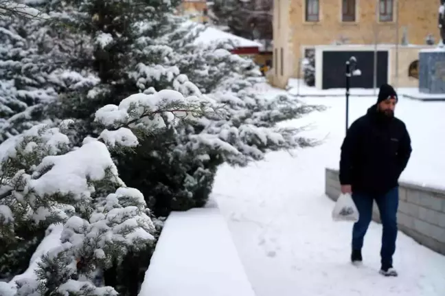 Bayburt'ta Kar Yağışı ve Çığ Tehlikesi Uyarısı