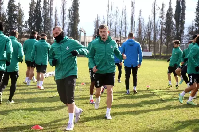 Sakaryaspor Ümraniyespor Maçına Hazırlanıyor