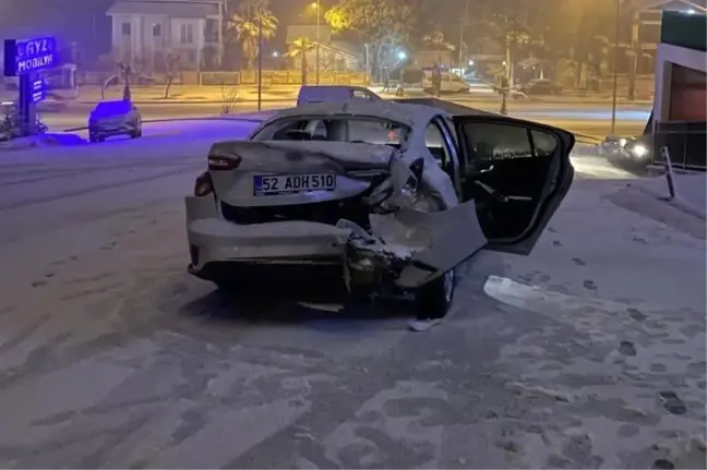 Ünye'de Kar Yağışı Nedeniyle Zincirleme Trafik Kazası: 6 Yaralı