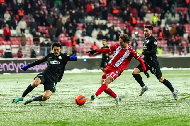 Samsunspor, Çaykur Rizespor'u 2-0 Geçti