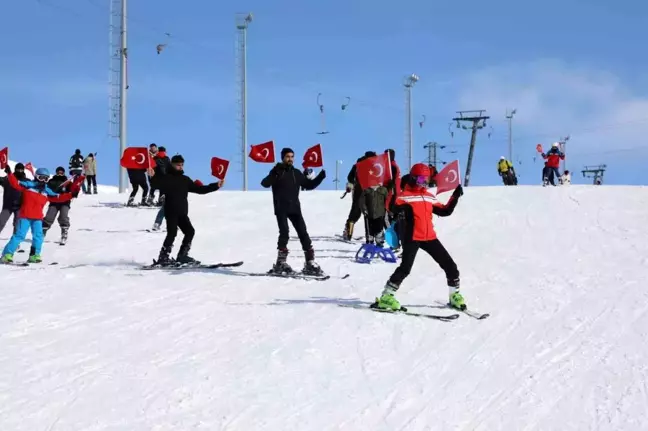 Ağrı'da Gençlik Spor Festivali Coşkuyla Kutlandı