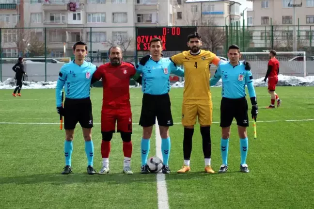 Kocasinan Şimşekspor, Özvatanspor'u 3-1 Mağlup Etti