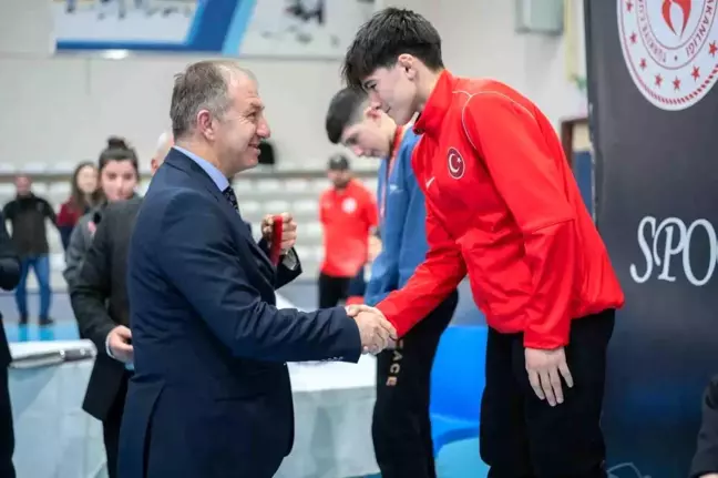 U17 Türkiye Grup Müsabakalarında İlk Madalyalar Sahiplerini Buldu