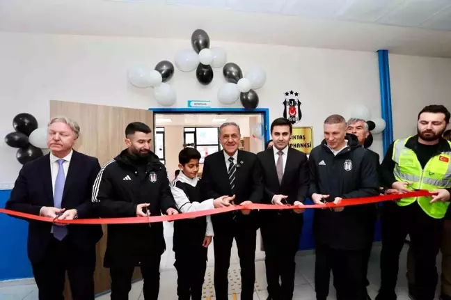 Beşiktaşlı Erdal Erdem, Bingöl'de Kütüphane Açılışına Katkı Sağladı