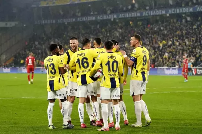 Fenerbahçe Kadıköy'de Galibiyet Serisini 9 Maça Çıkardı