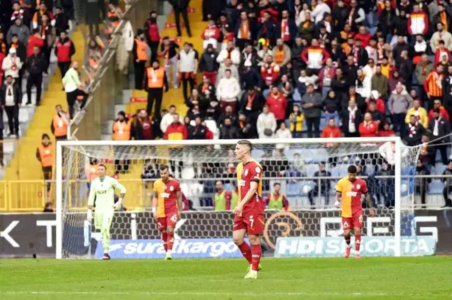 Galatasaray, Kasımpaşa ile 3-3 Berabere Kaldı