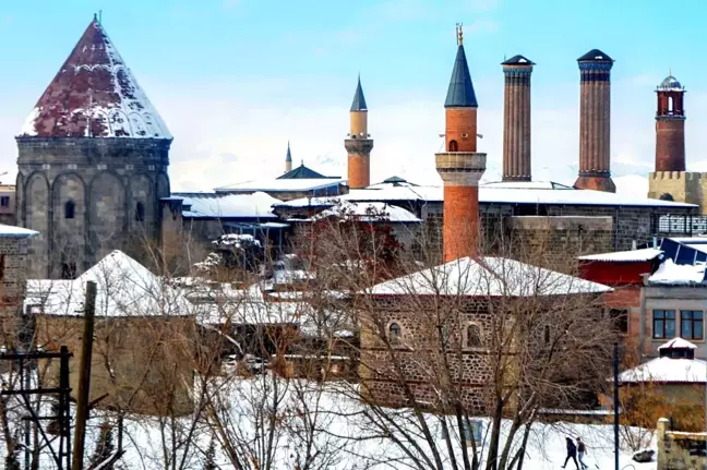 Erzurum'da 2024 Yılında Doğan Bebeklere Verilen İsimler Belli Oldu