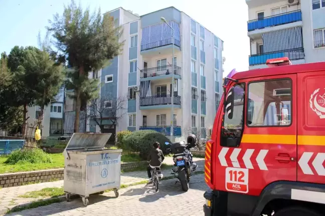 Psikolojik Sorunları Olan Yaşlı Kadın Çatıdan İndirildi