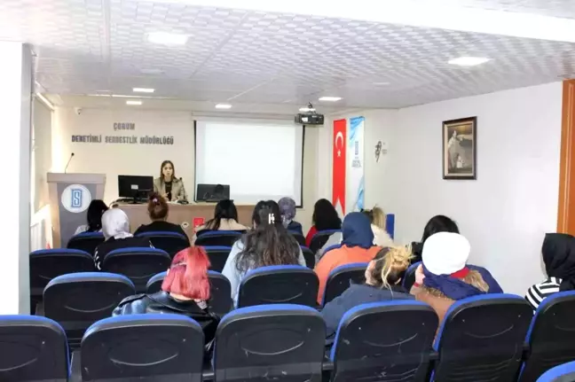 Çorum'da 8 Mart Dünya Kadınlar Günü Etkinliği Düzenlendi