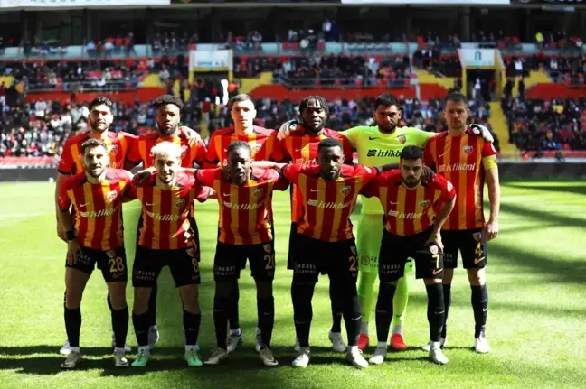 Kayserispor, Başakşehir'e Karşı İlk Yarıda Önde