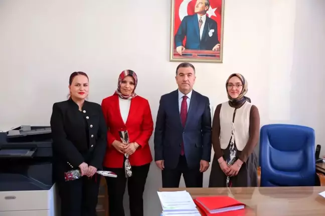 Bayburt Valisi Eldivan'dan Dünya Kadınlar Günü Kutlaması