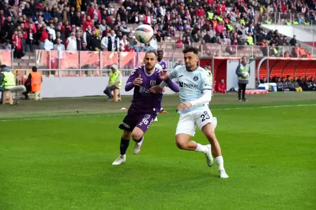 Trendyol Süper Lig: Samsunspor: 2 Adana Demirspor: 1 (Maç devam ediyor)