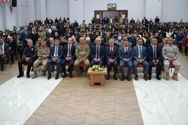 Muş'ta İstiklal Marşı'nın Kabulü ve Mehmet Akif Ersoy'u Anma Günü