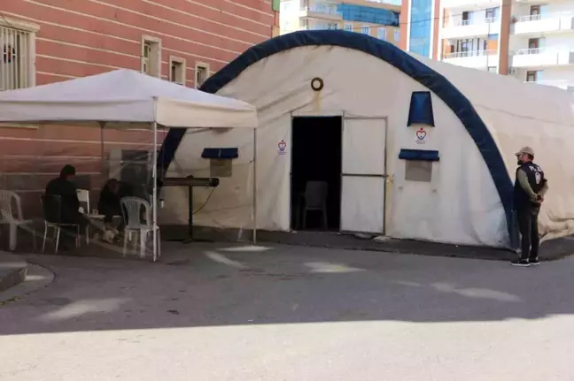 Diyarbakır Anneleri Ramazan'da Evlat Nöbetine Devam Ediyor
