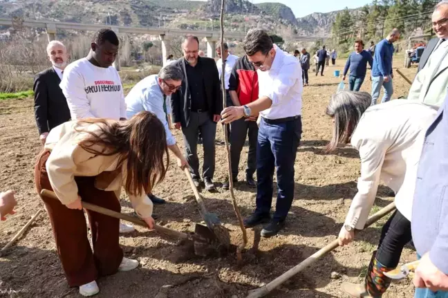 Bilecik'te Fidan Dikimi Etkinliği Düzenlendi