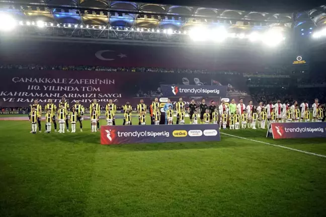 Trendyol Süper Lig: Fenerbahçe: 0 Samsunspor: 0 (Maç devam ediyor)