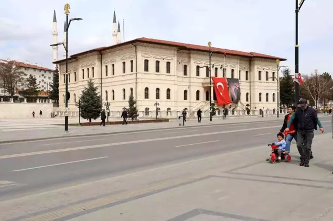 Sivas Lisesi: Çanakkale Savaşı'na Gönüllü Öğrenci Gönderen Tarihi Kurum