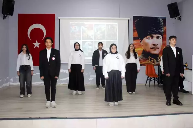 Türkeli'de Şehitleri Anma Günü ve Çanakkale Zaferi Anma Programı Düzenlendi