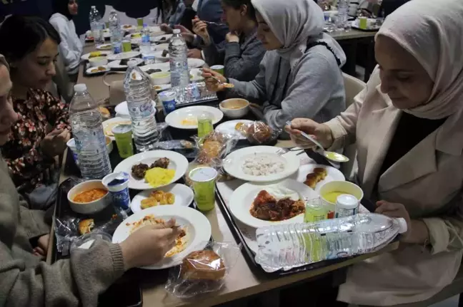 KYK Yurtlarında İftar Denetimi: Öğrencilerin Sorunları Dinleniyor