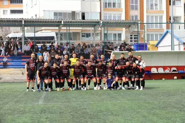 Karaköyspor'dan Tarihi Başarı: Play-Off'a Yükseldi