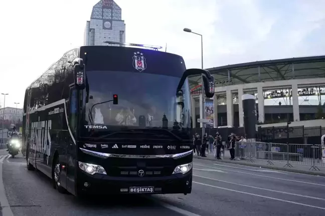 Beşiktaş, Galatasaray Maçı İçin Stada Ulaştı