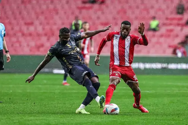 Samsunspor, Kasımpaşa'ya 2-0 Mağlup Oldu