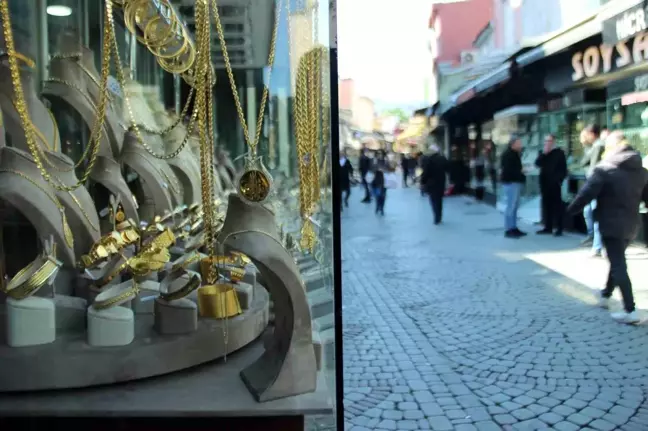 İzmirli Kuyumcular Sahte Ürünlere Karşı Eylem Düzenledi