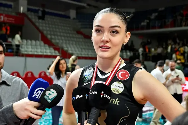 Vakıfbank'tan Zehra Güneş: Zorlu Bir Sezon Geçirdik