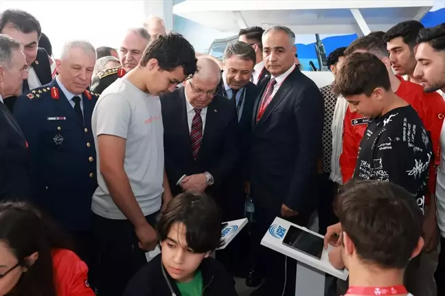 Milli Savunma Bakanı Yaşar Güler, TEKNOFEST KKTC'de Gençlerle Buluştu