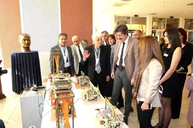 Bursa Uludağ Üniversitesi'nde Tekstil Zirvesi Düzenlendi